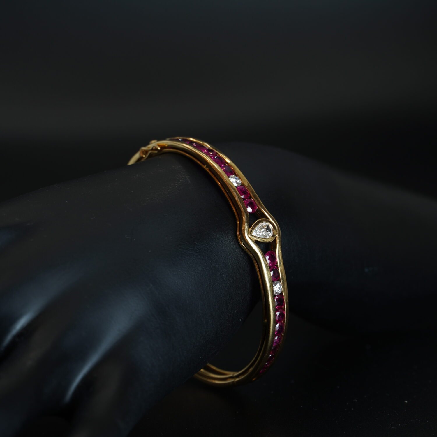 Bracelet Jonc Or Jaune Diamants Rubis