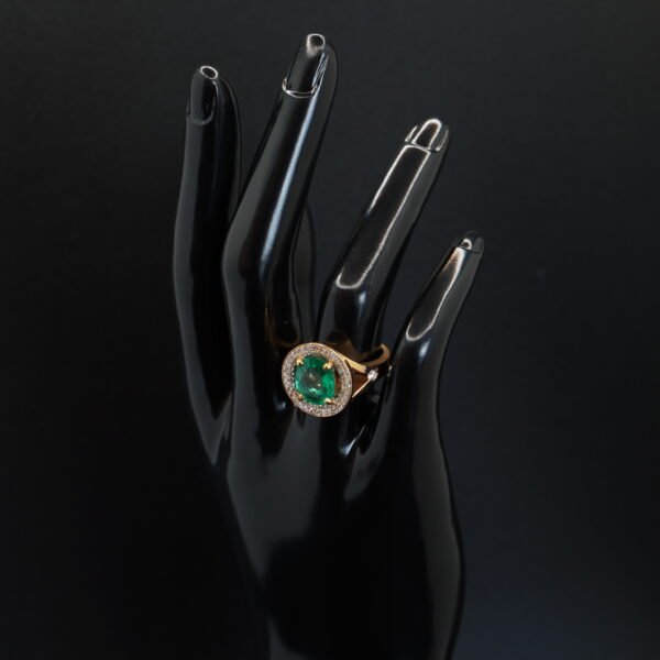Bague Émeraude joaillerie Cannes