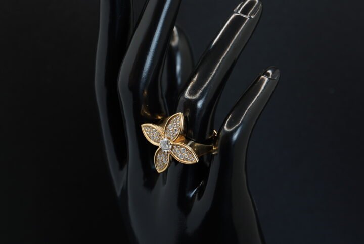 Bague Fleur joaillerie Cannes