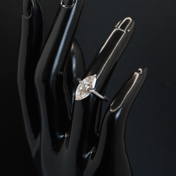 Bague Diamant Marquise (photo) joaillerie Cannes