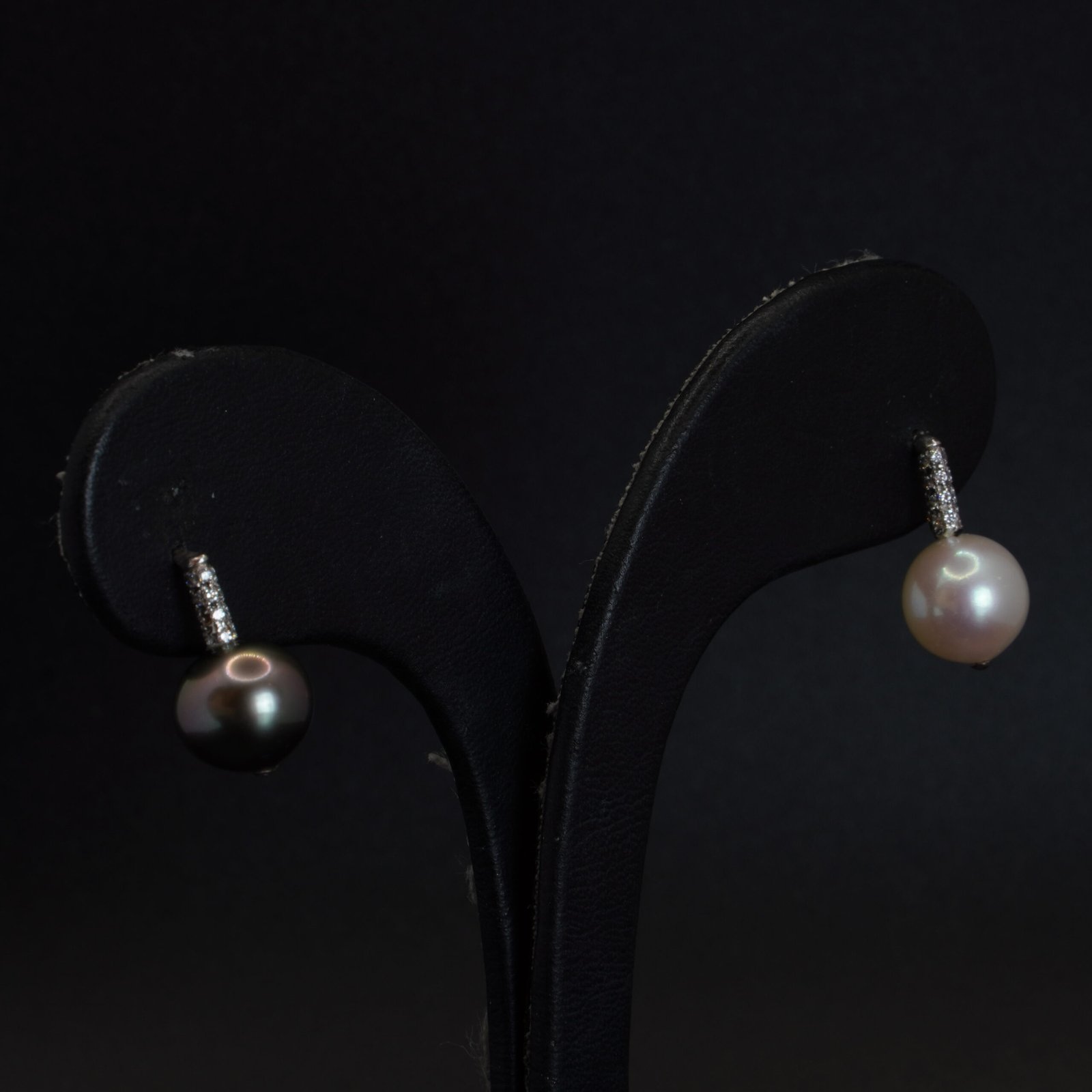 LP 46840-48185-54976