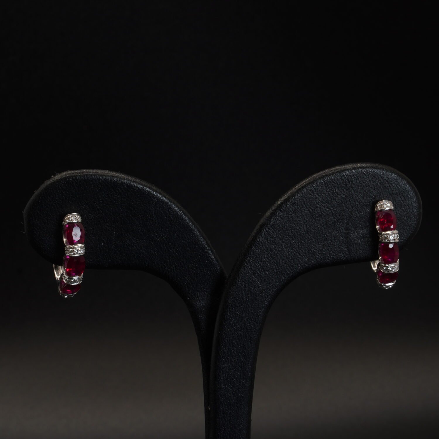 Boucles d’oreilles Rubis et Diamants