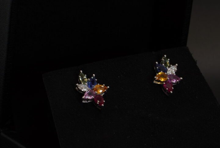 Boucles d’oreilles Saphirs Multicolores joaillerie Cannes