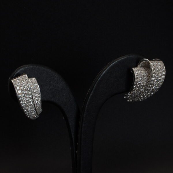 Boucles d’oreilles pavées de Diamants joaillerie Cannes