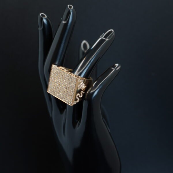 Bague Rectangulaire Diamants joaillerie Cannes