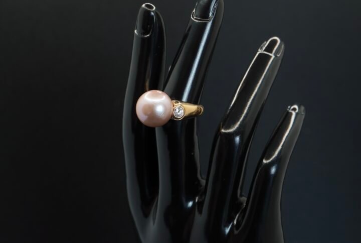 Bague Perle Rose (prix) joaillerie Cannes