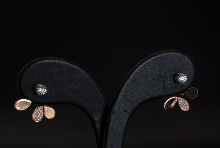 Additifs pour clous d’oreilles en or rose joaillerie Cannes