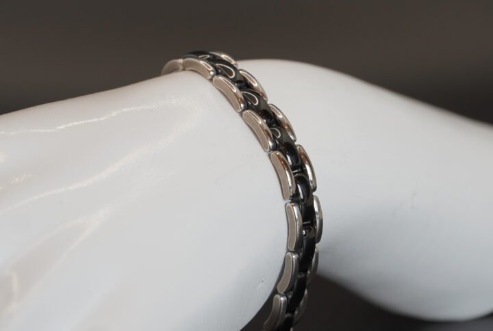 Bracelet Chanel Or Gris et Céramique joaillerie Cannes