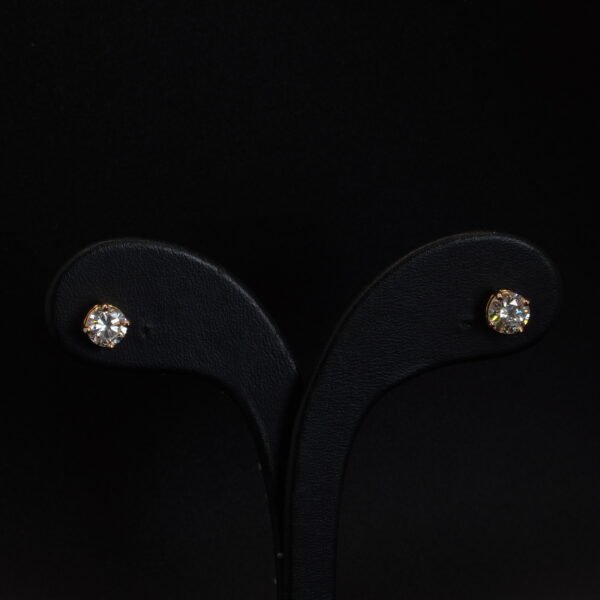 Clous d’oreilles Diamants Brillants joaillerie Cannes