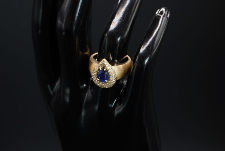 Bague Saphir Diamants joaillerie Cannes