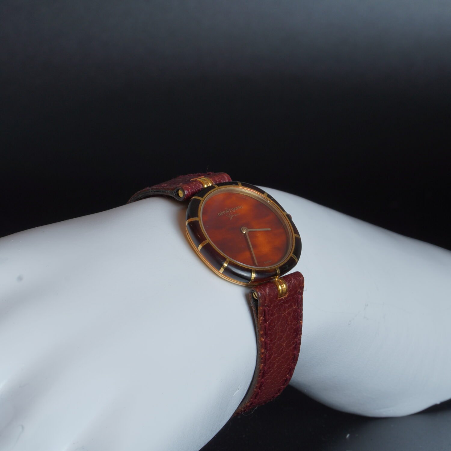 Montre Gérald Genta, Occasion