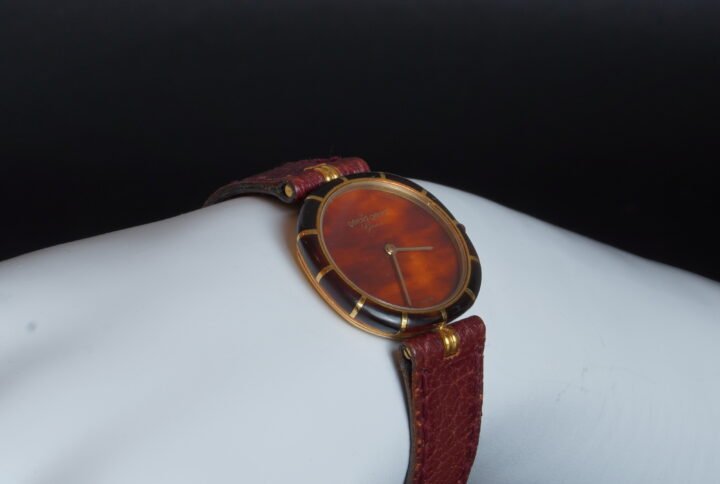 Montre Gérald Genta joaillerie Cannes