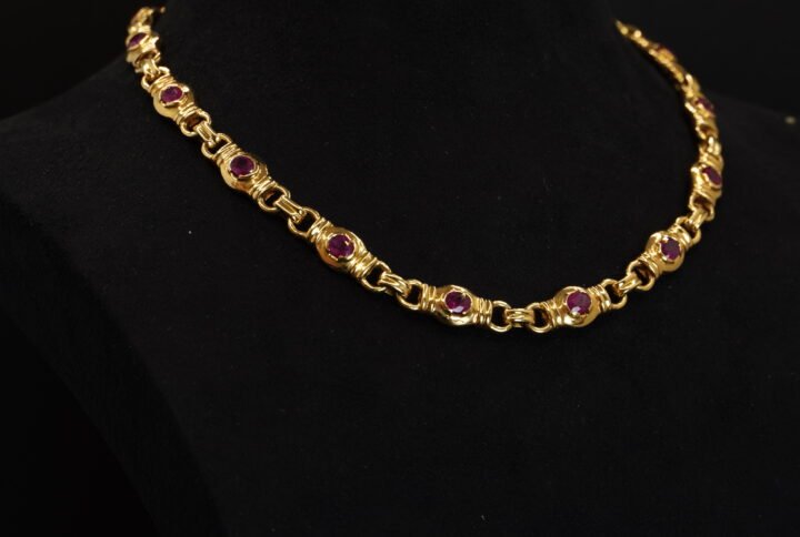 Collier Or Jaune et Rubis joaillerie Cannes