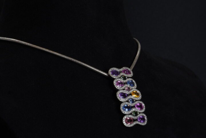 Pendentif Saphirs Multicolores joaillerie Cannes