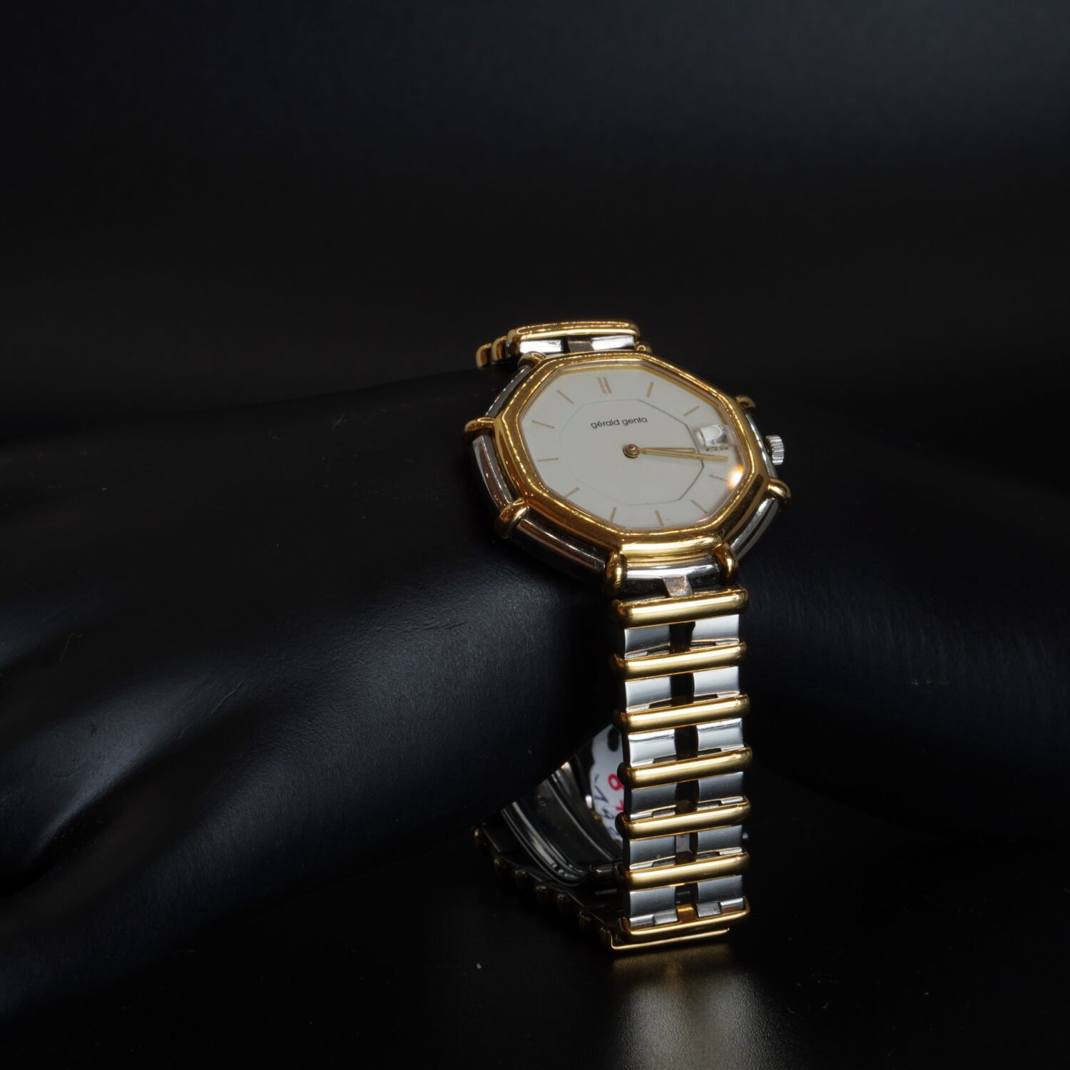 Montre Gérald Genta, Occasion