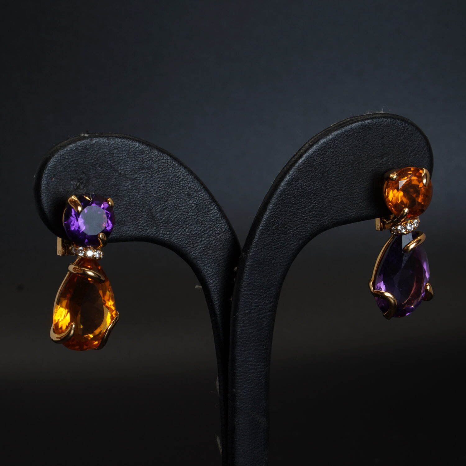 Pendants d’oreilles signés Chanel, Occasion