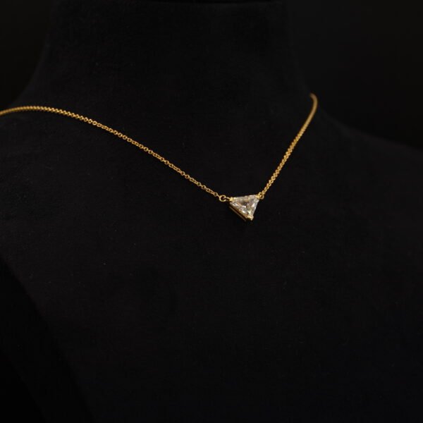 Pendentif Diamant Triangle joaillerie Cannes