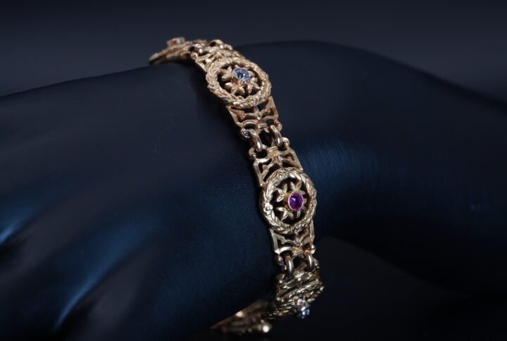 Bracelet motif Rosace en Or Jaune joaillerie Cannes