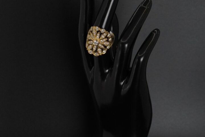 Bague “Fleur” Diamants, Occasion joaillerie Cannes